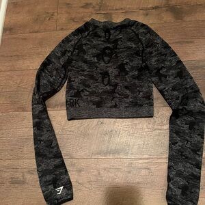 Gymshark Adapt Dark Gray Camouflage Crop Top